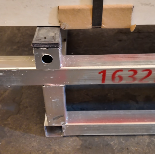 heavy iron frame for loading the sintered stone